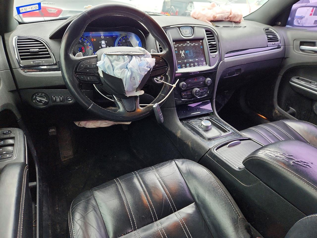 2019 CHRYSLER 300 S photo 15