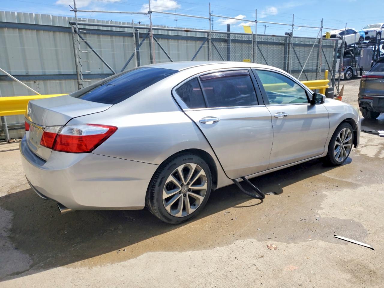 2014 HONDA ACCORD LX photo 3