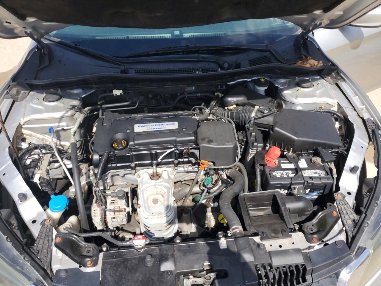 2014 HONDA ACCORD LX photo 11