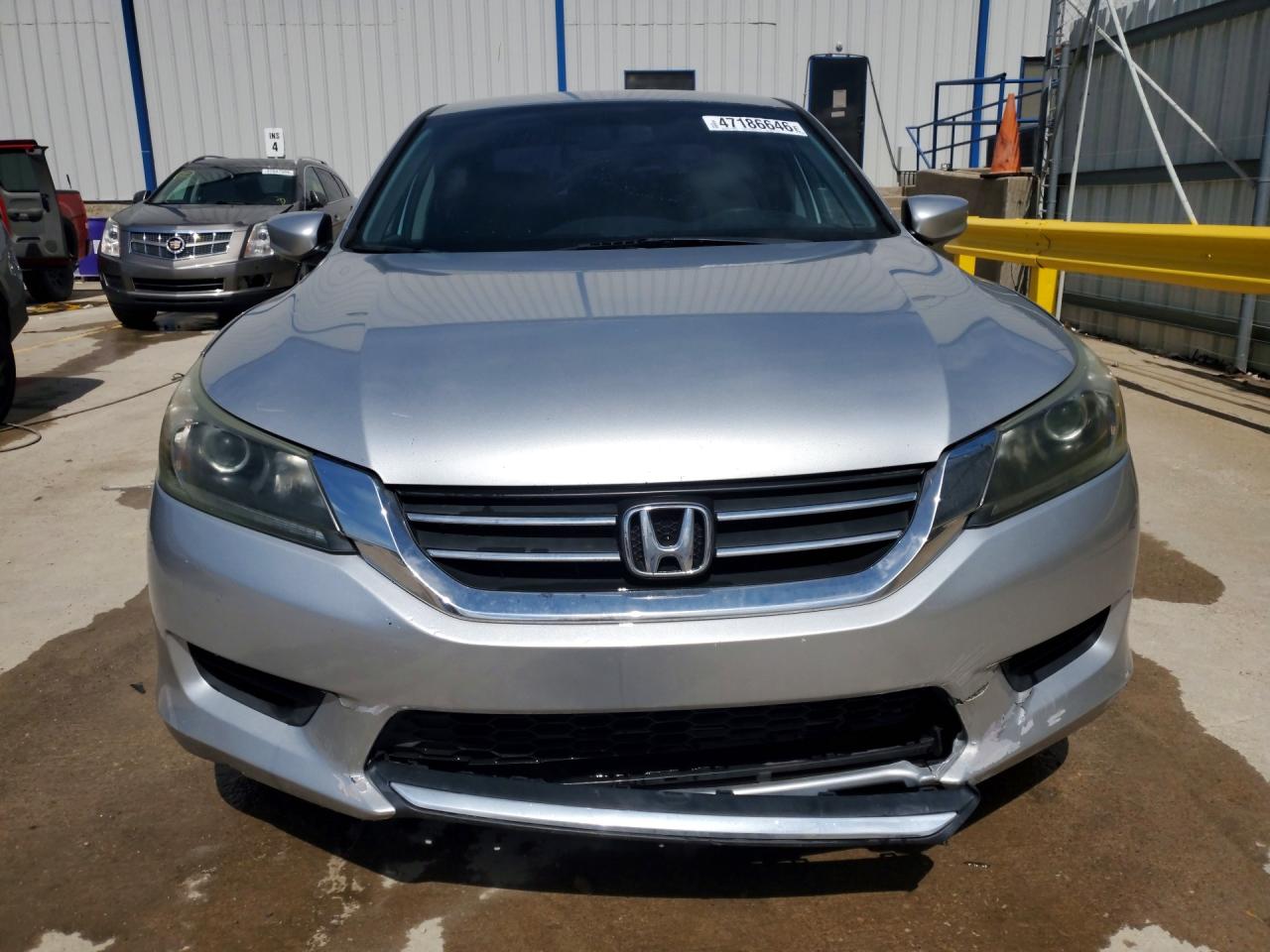2014 HONDA ACCORD LX photo 5