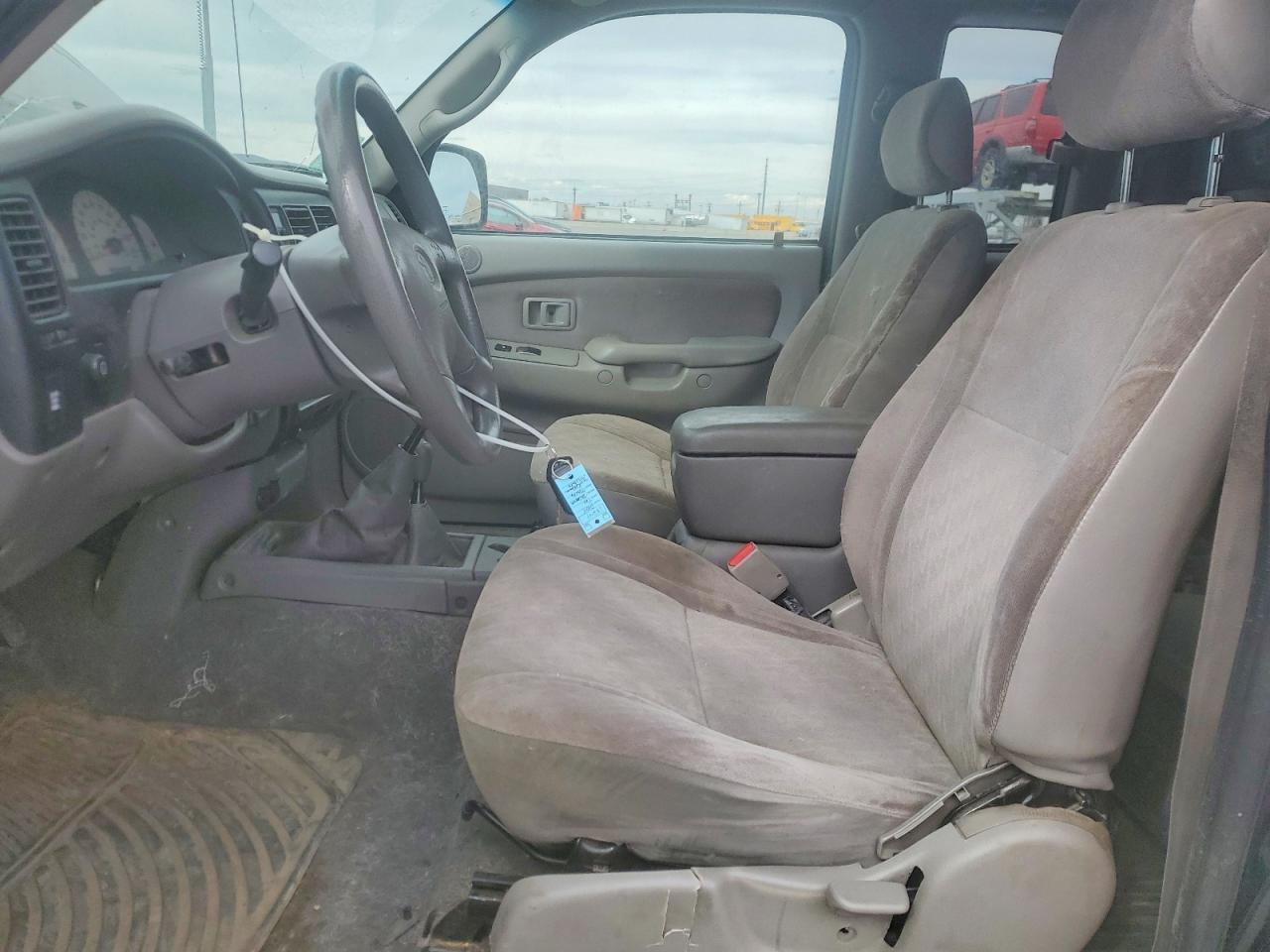 2004 TOYOTA TACOMA V6 photo 19