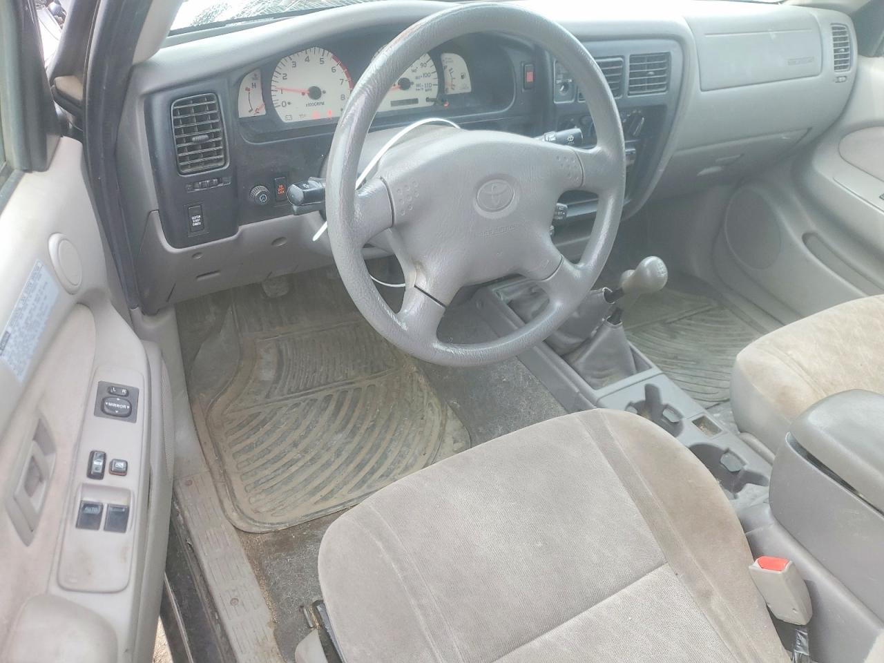 2004 TOYOTA TACOMA V6 photo 22