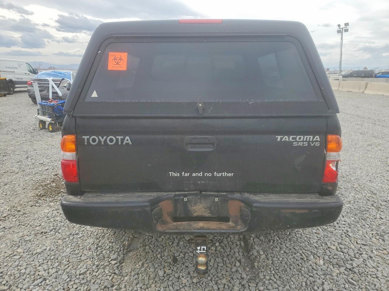 2004 TOYOTA TACOMA V6 photo 16