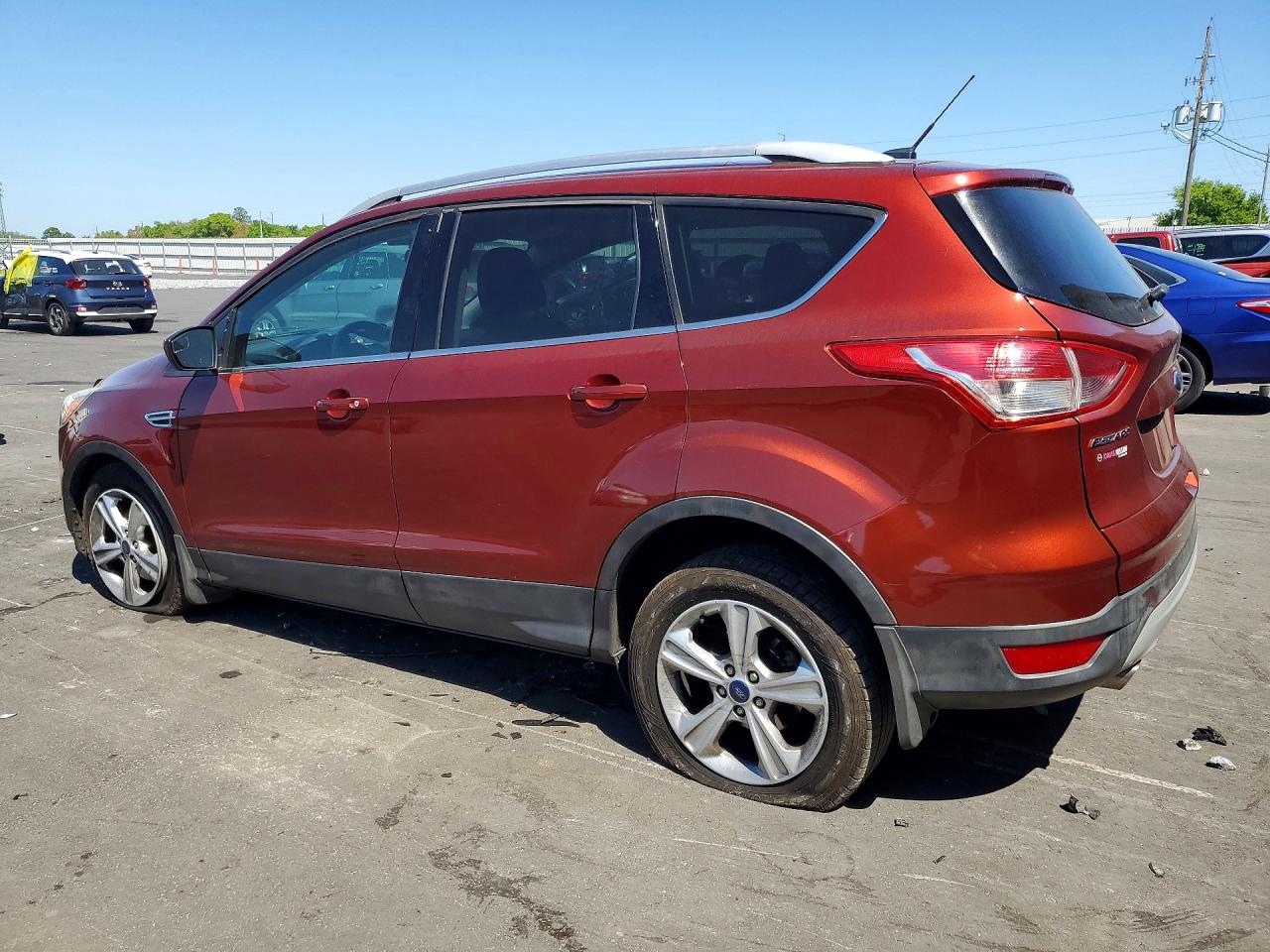 2015 FORD ESCAPE SE photo 2