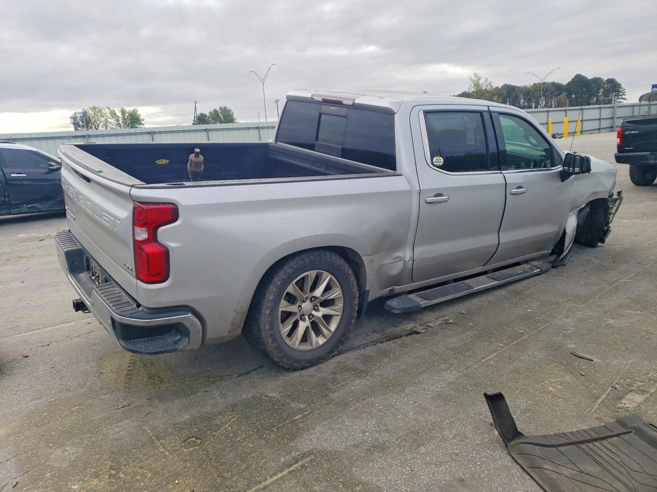 2019 CHEVROLET SILVERADO K1500 LTZ photo 5