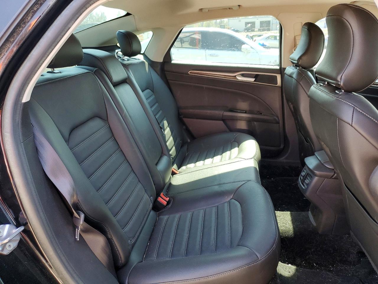 2016 FORD FUSION SE photo 19