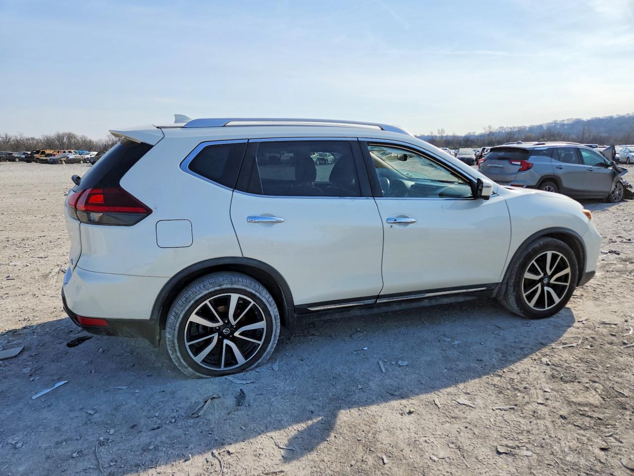 2018 NISSAN ROGUE SL photo 7