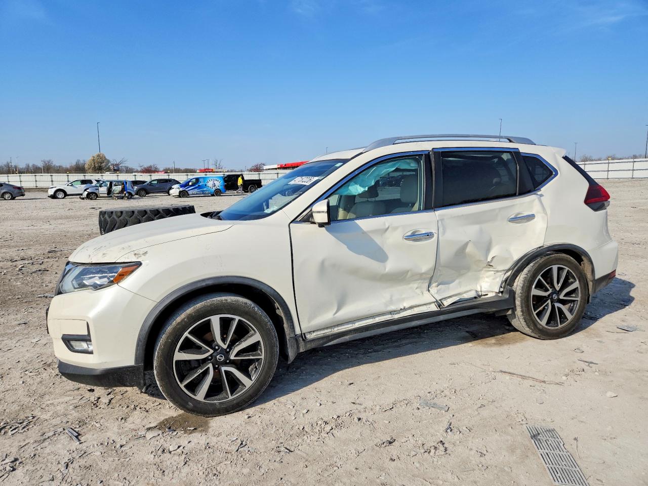 2018 NISSAN ROGUE