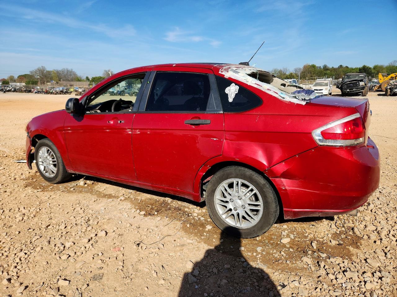 2009 FORD FOCUS SE photo 4