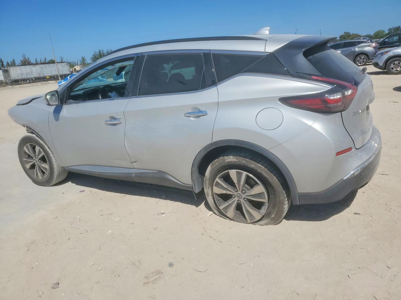 2020 NISSAN MURANO SV photo 2