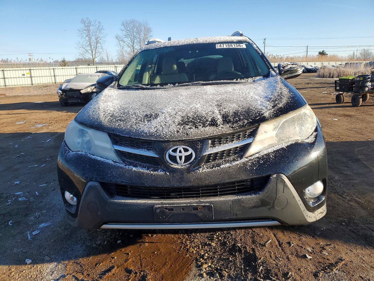 2015 TOYOTA RAV4 XLE photo 5