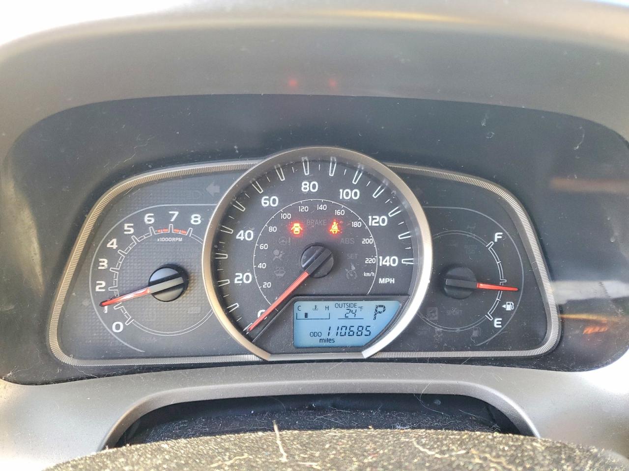 2015 TOYOTA RAV4 XLE photo 9