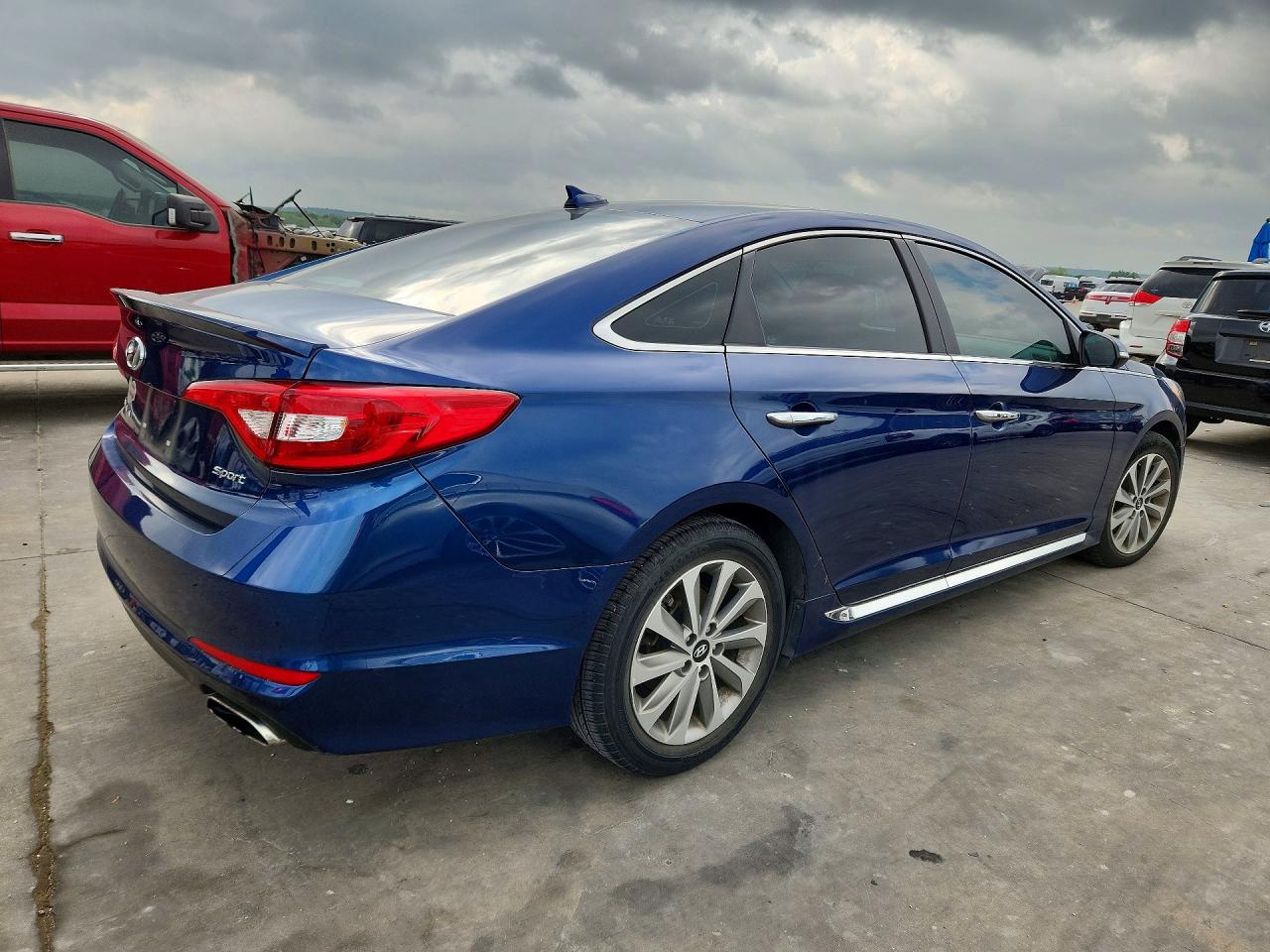 2017 HYUNDAI SONATA SPORT photo 5