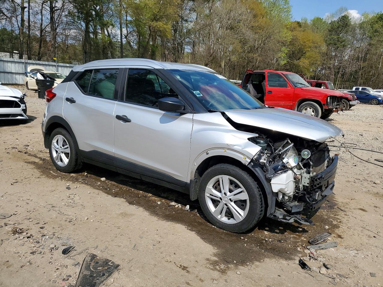 2019 NISSAN KICKS S photo 7