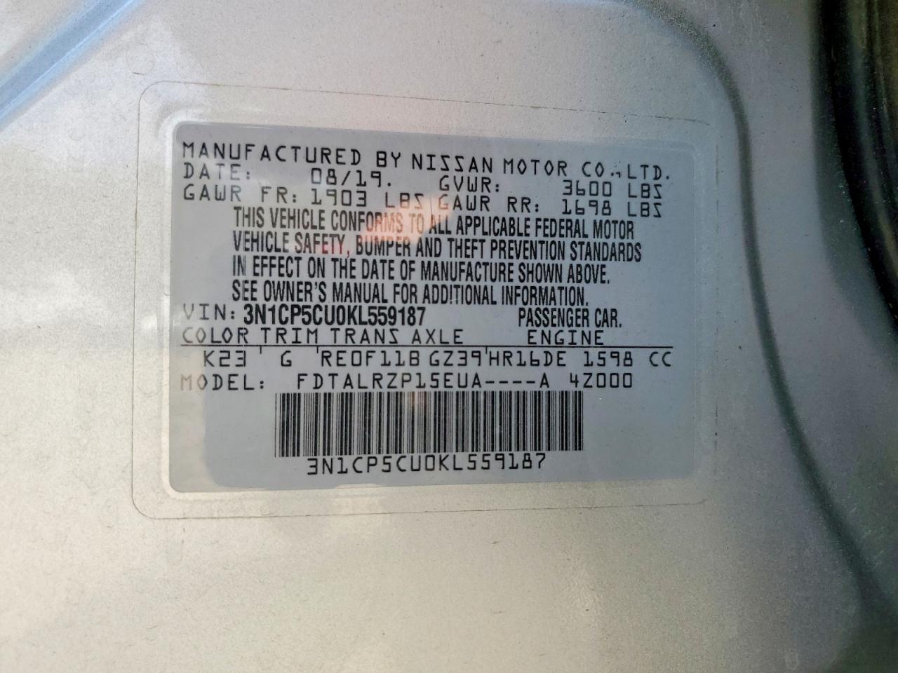 2019 NISSAN KICKS S photo 25