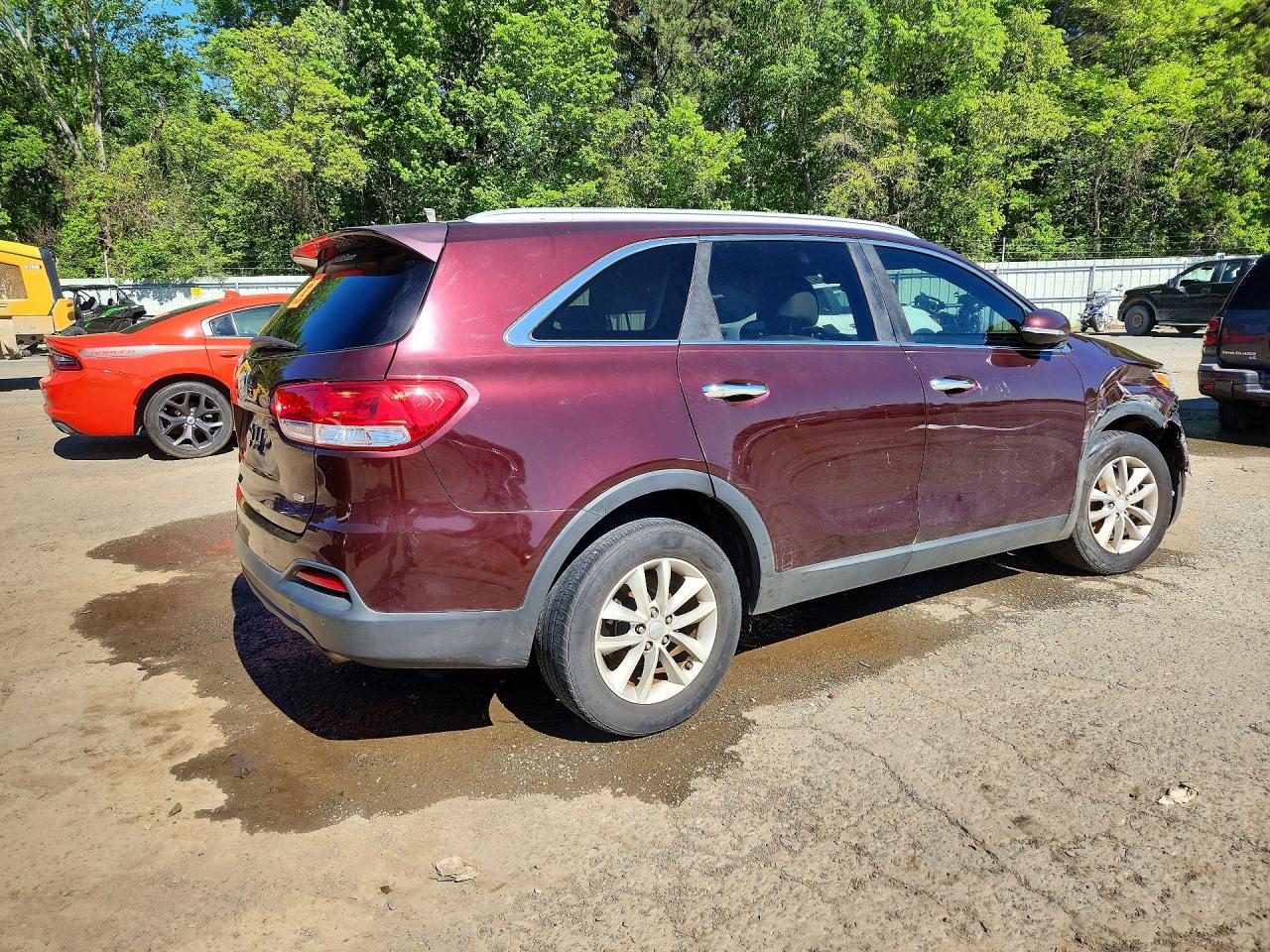 2017 KIA SORENTO LX photo 7