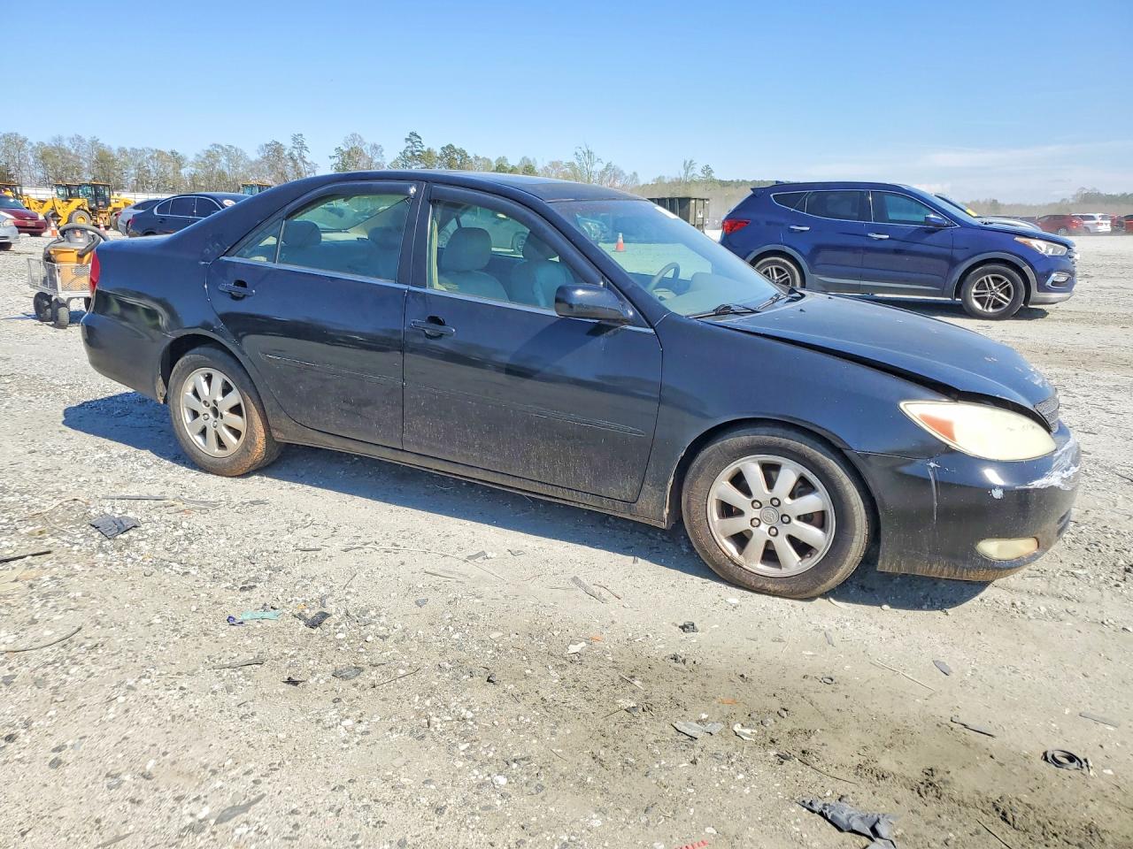 2003 TOYOTA CAMRY XLE V6 photo 7