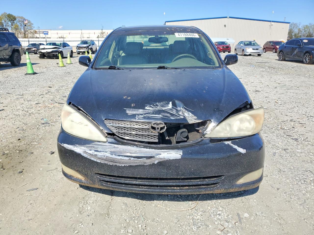 2003 TOYOTA CAMRY XLE V6 photo 9
