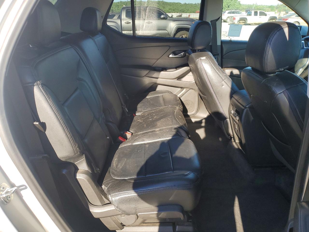 2020 CHEVROLET TRAVERSE LT photo 21