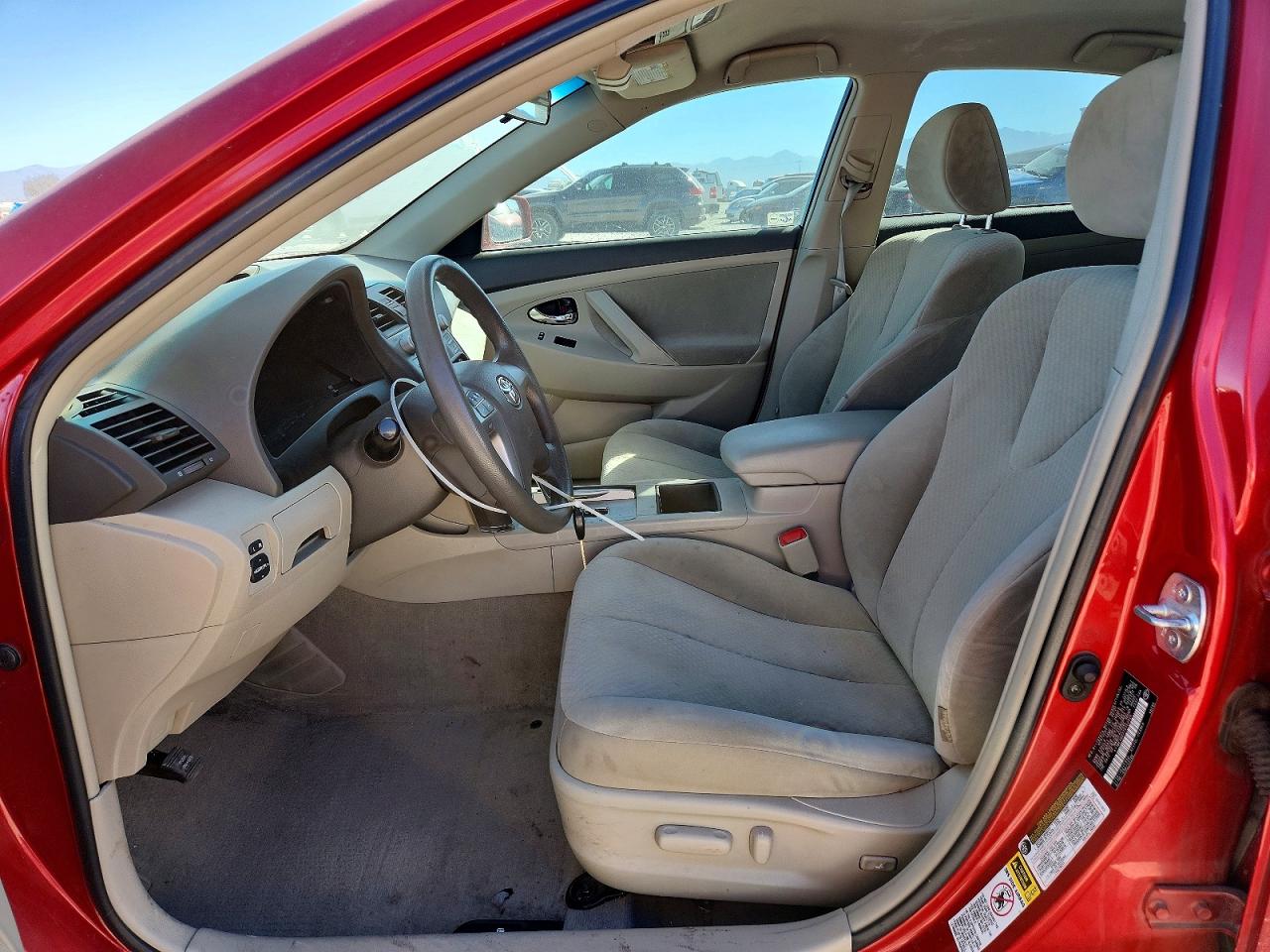 2007 TOYOTA CAMRY LE photo 13
