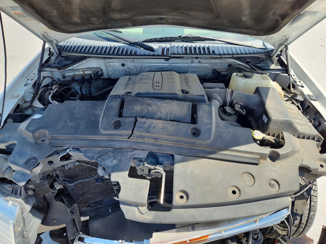 2014 LINCOLN NAVIGATOR L photo 23