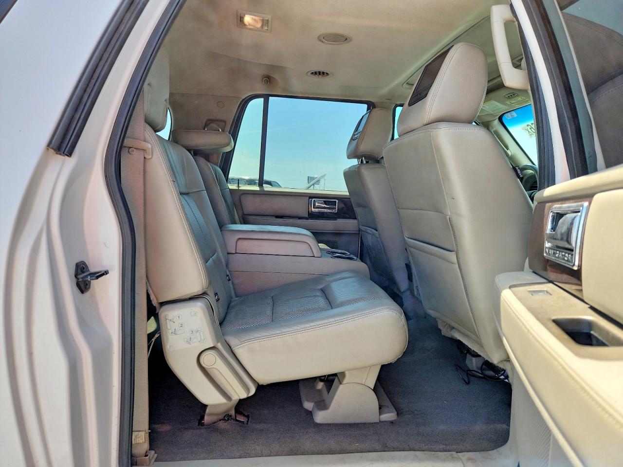 2014 LINCOLN NAVIGATOR L photo 21