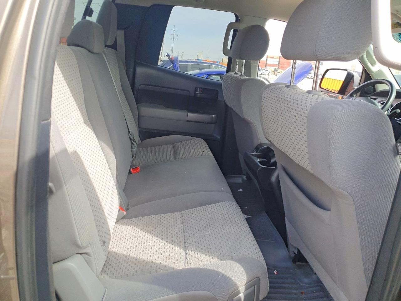 2011 TOYOTA TUNDRA photo 19