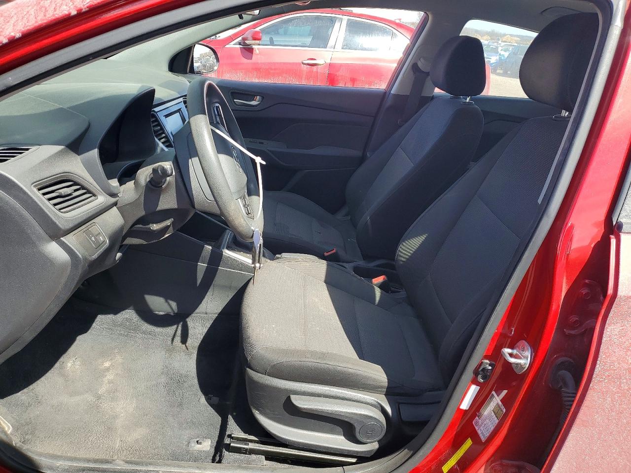 2019 HYUNDAI ACCENT SE photo 7