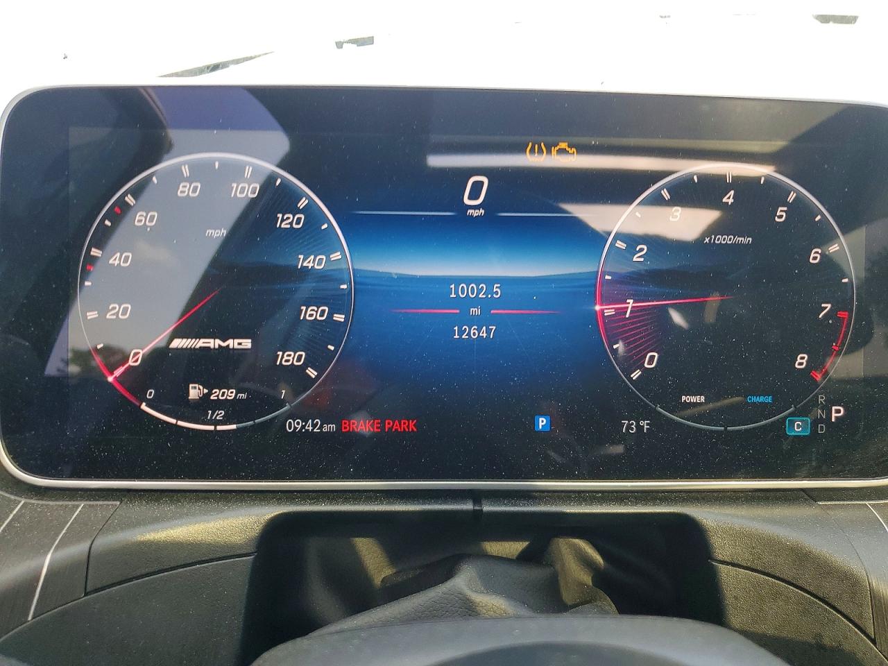 2025 MERCEDES-BENZ C 43 AMG photo 9