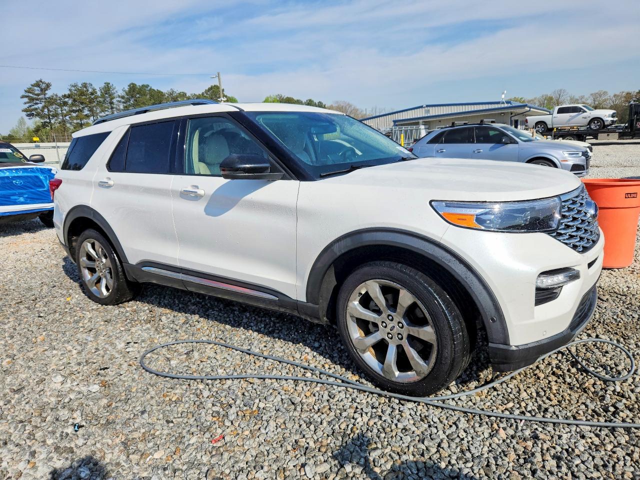 2020 FORD EXPLORER PLATINUM photo 4