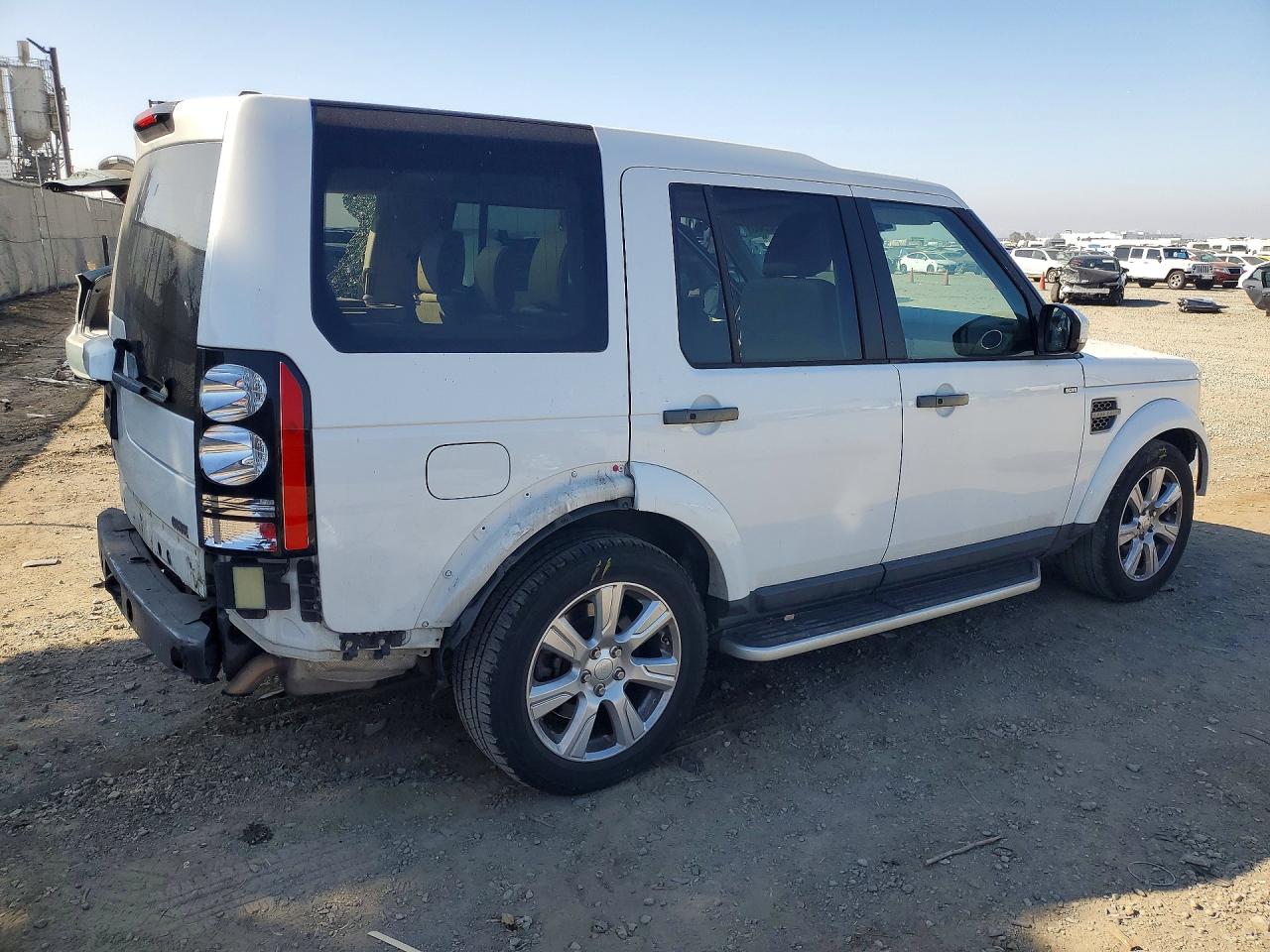 2016 LAND ROVER LR4 HSE photo 5