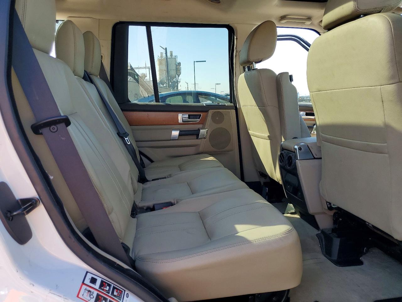 2016 LAND ROVER LR4 HSE photo 21