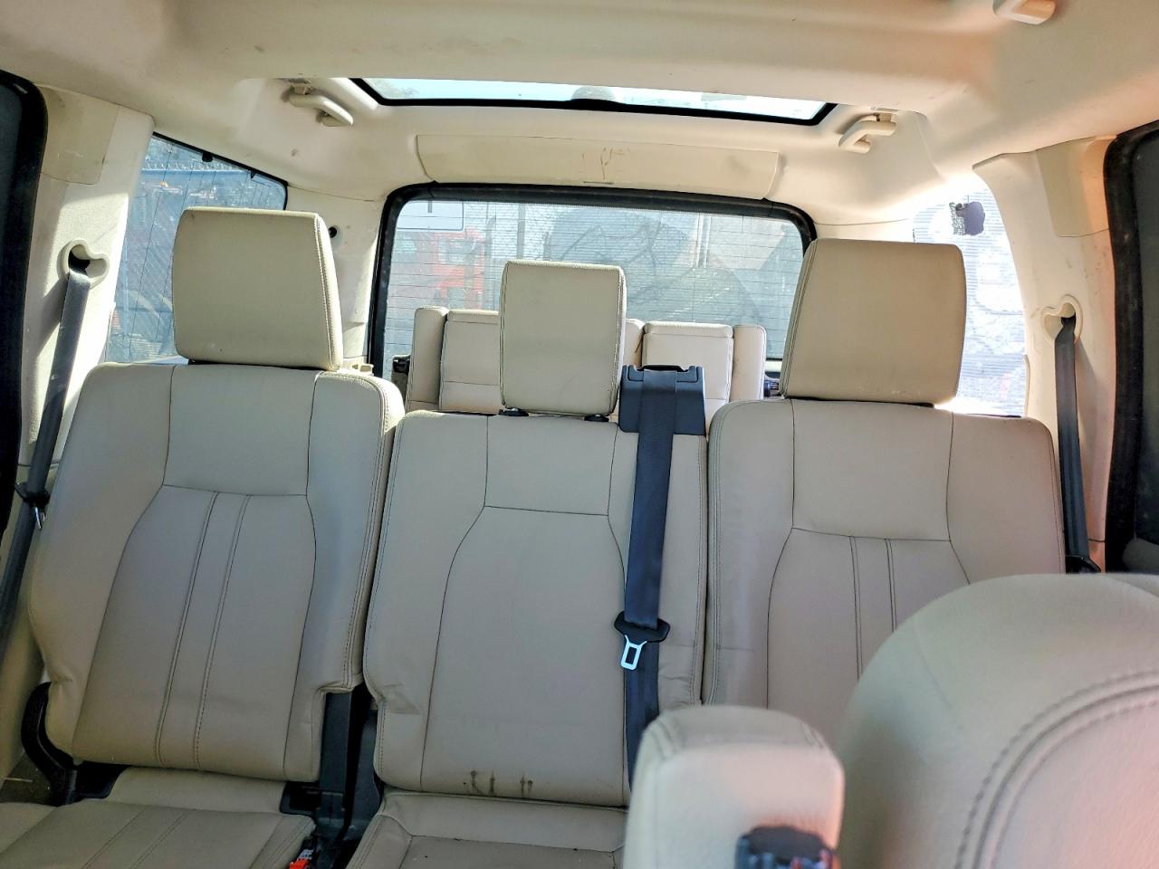 2016 LAND ROVER LR4 HSE photo 19