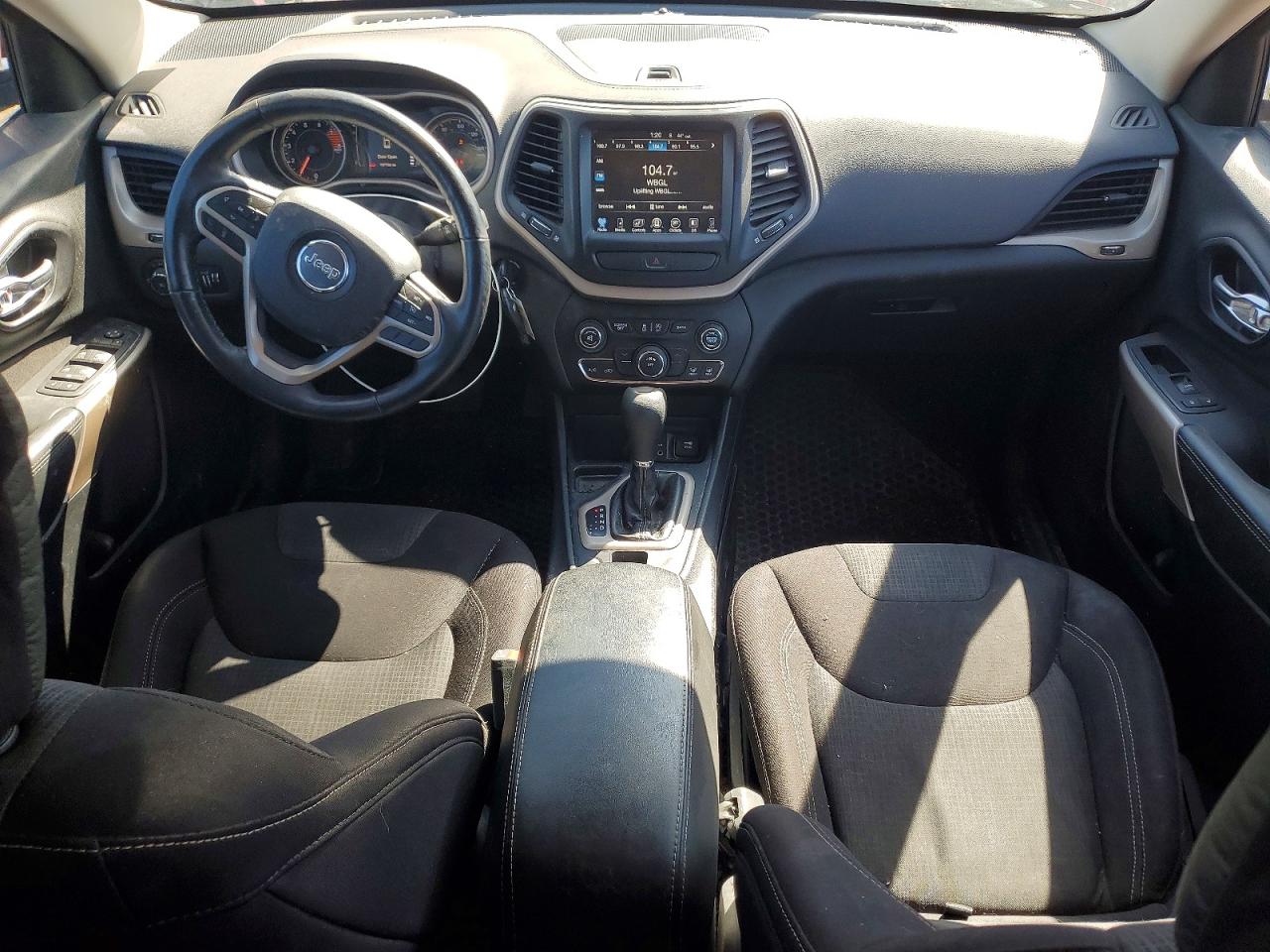 2017 JEEP CHEROKEE LATITUDE photo 15