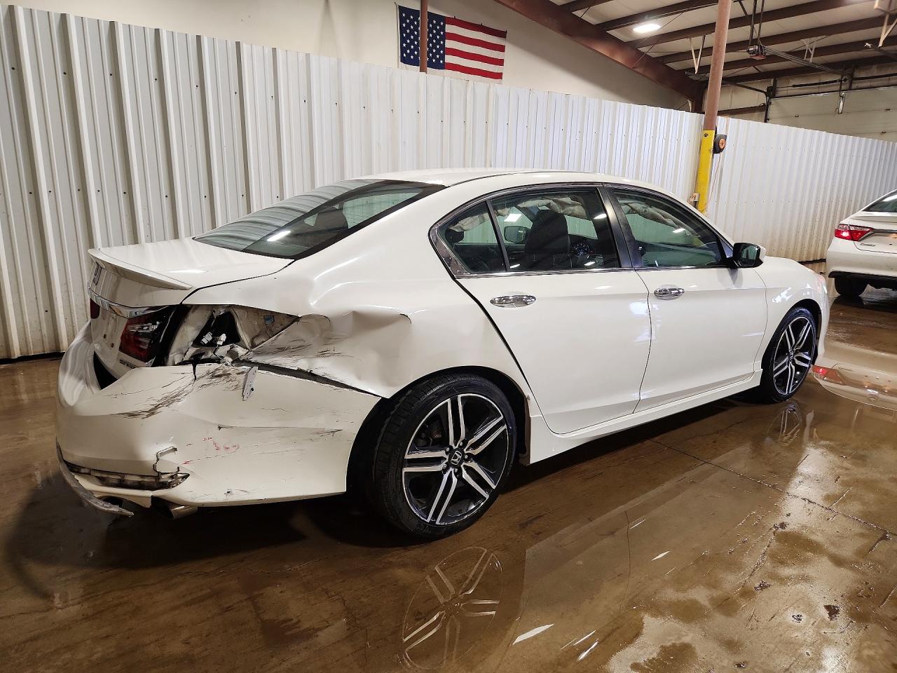 2016 HONDA ACCORD SPORT photo 3