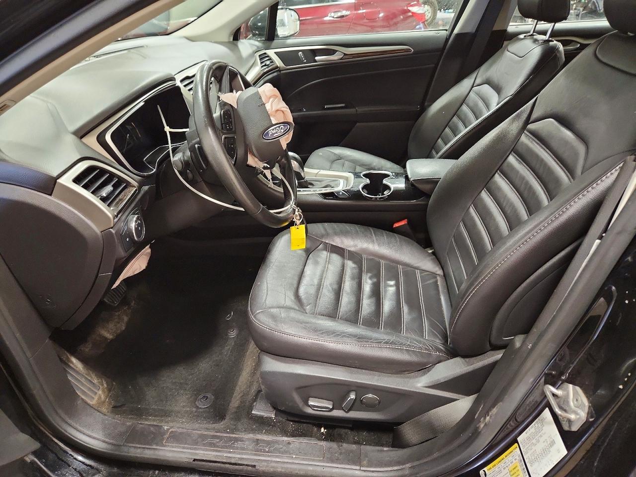 2016 FORD FUSION SE photo 19