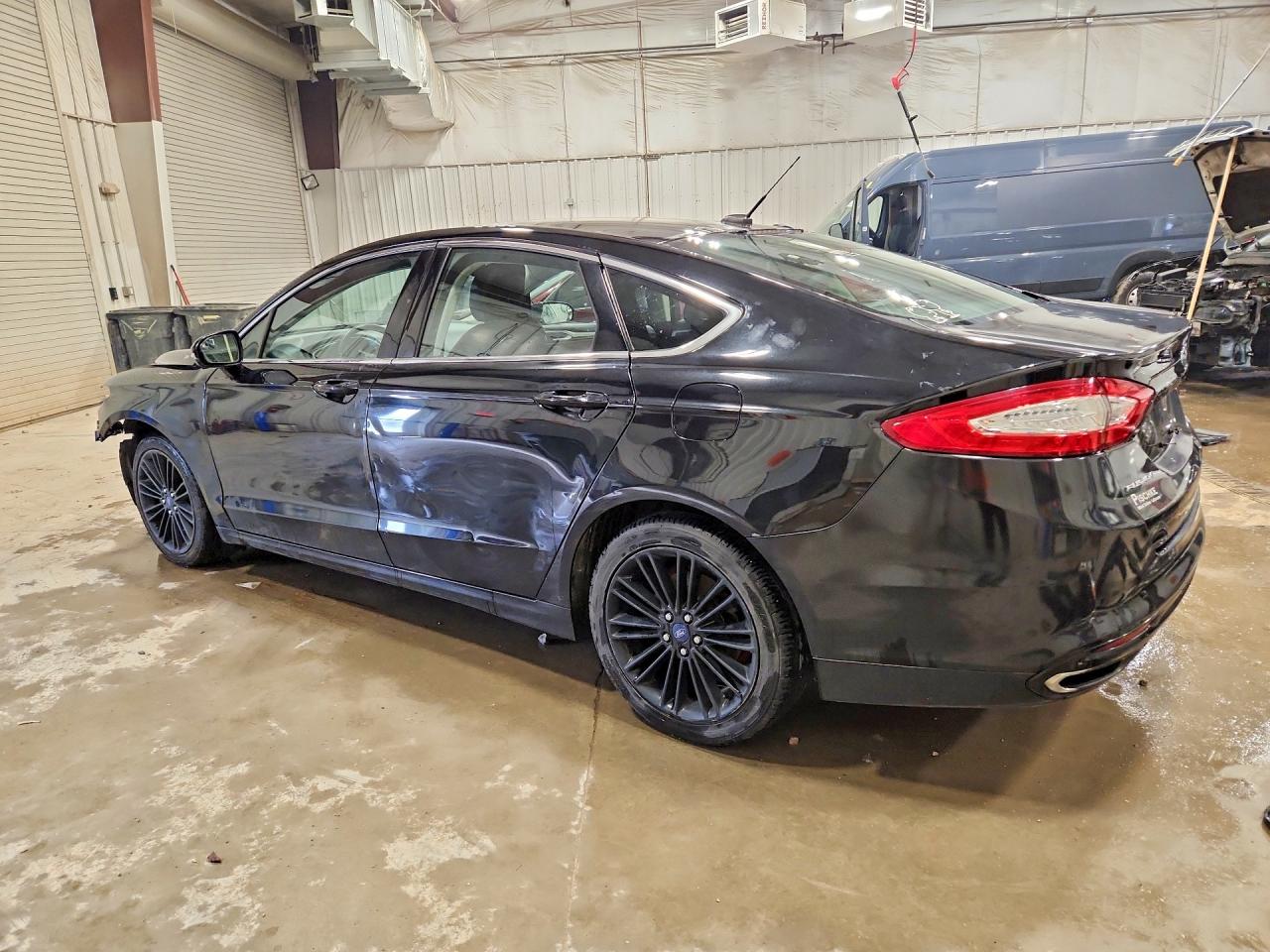 2016 FORD FUSION SE photo 4