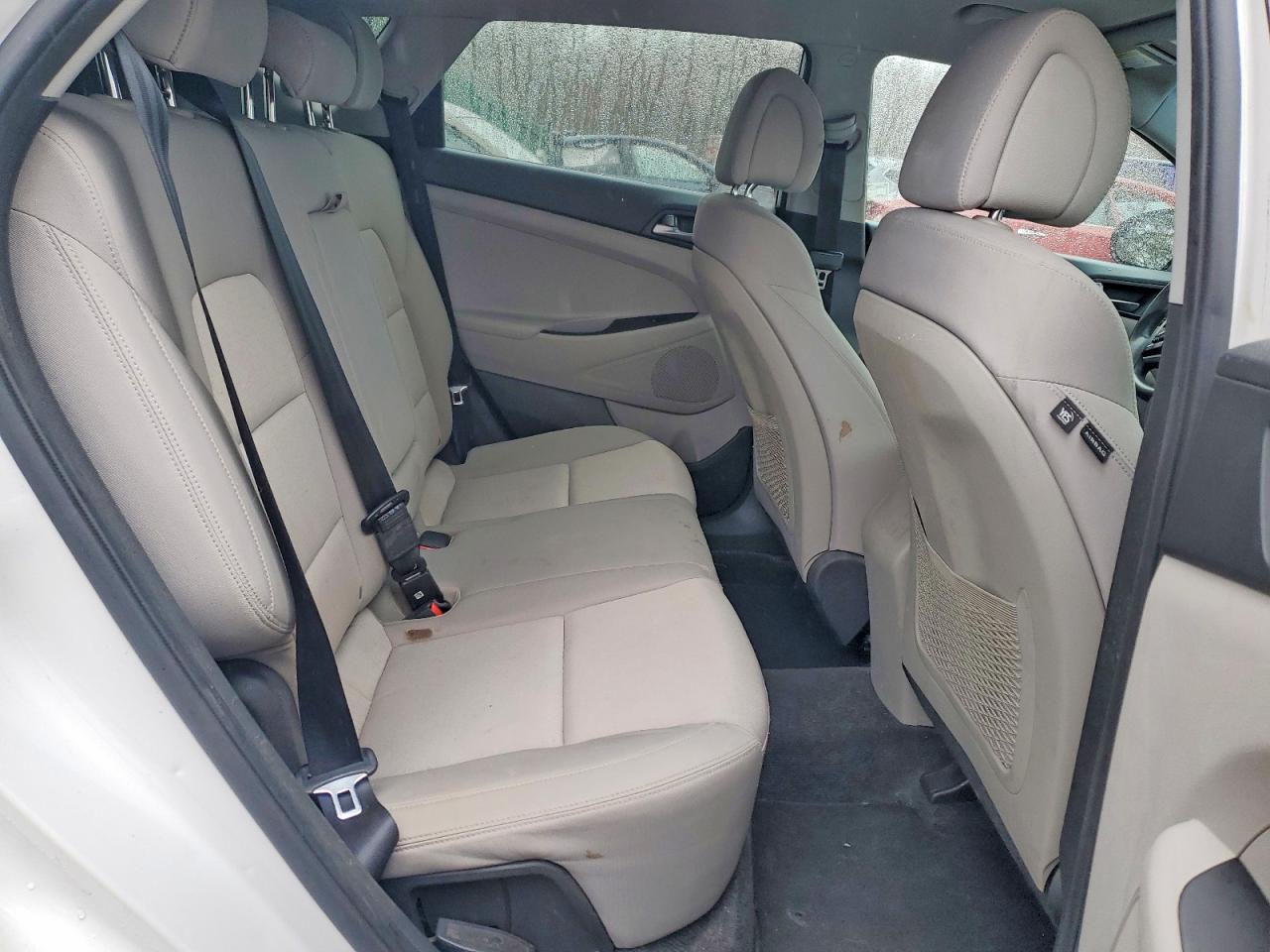 2017 HYUNDAI TUCSON SE photo 21