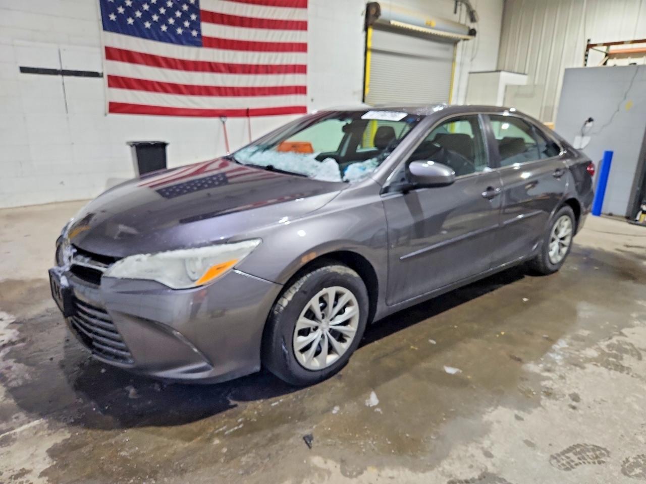 2017 TOYOTA CAMRY