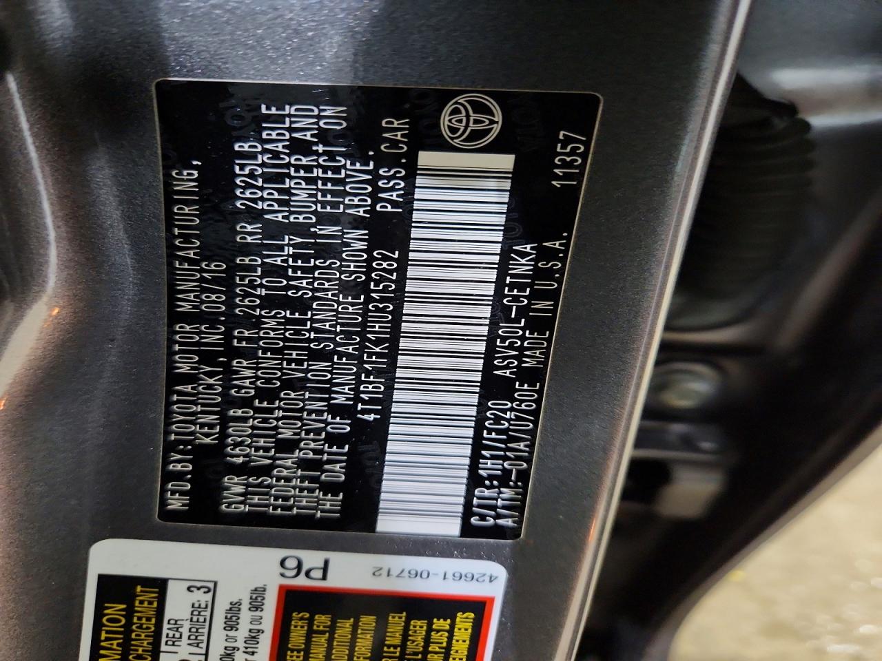 2017 TOYOTA CAMRY LE photo 23