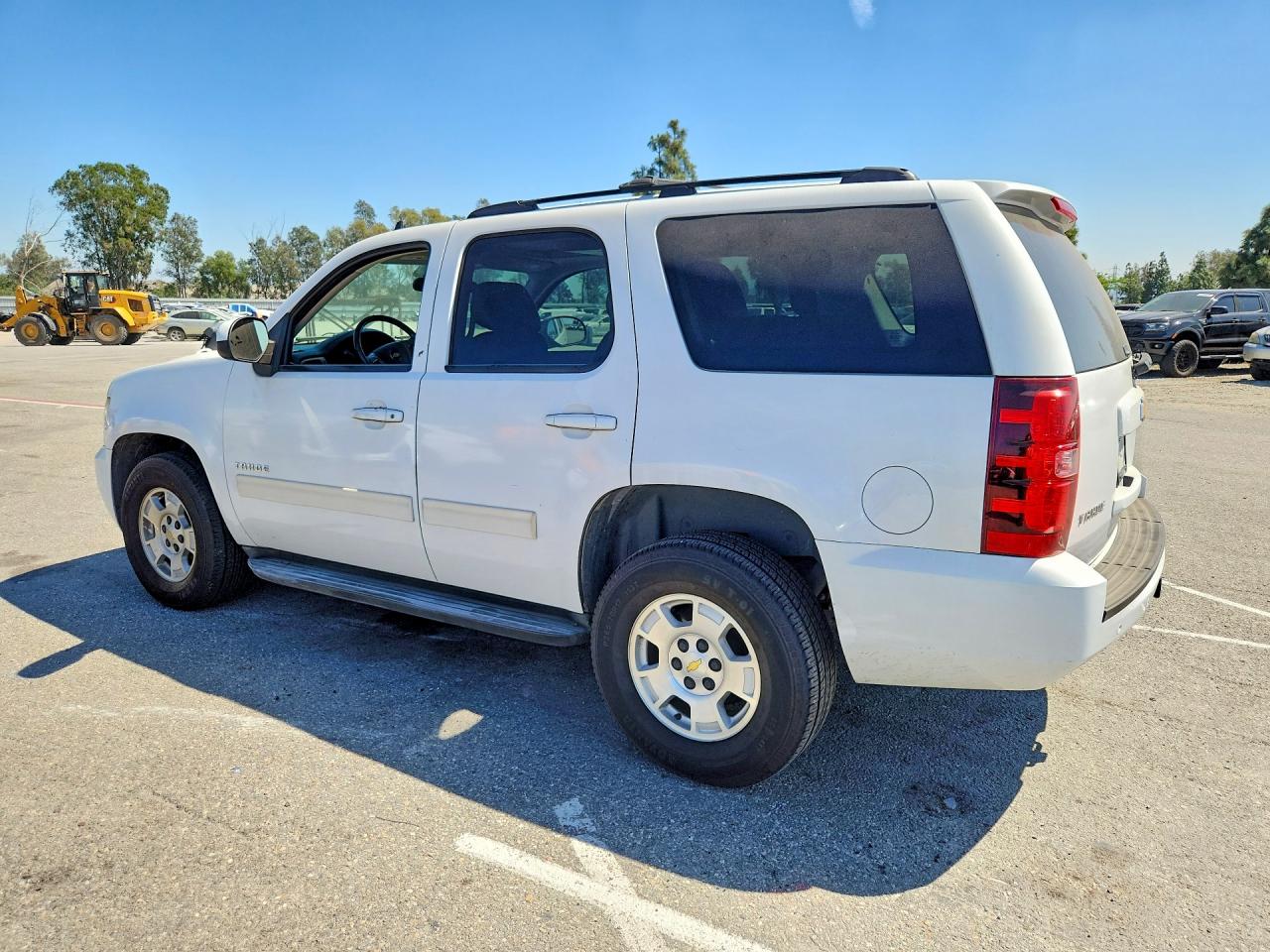 2013 CHEVROLET TAHOE C1500 LT photo 2
