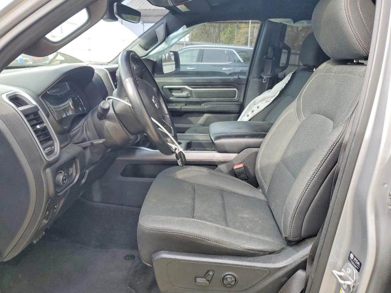 2021 RAM 1500 BIG HORN photo 13