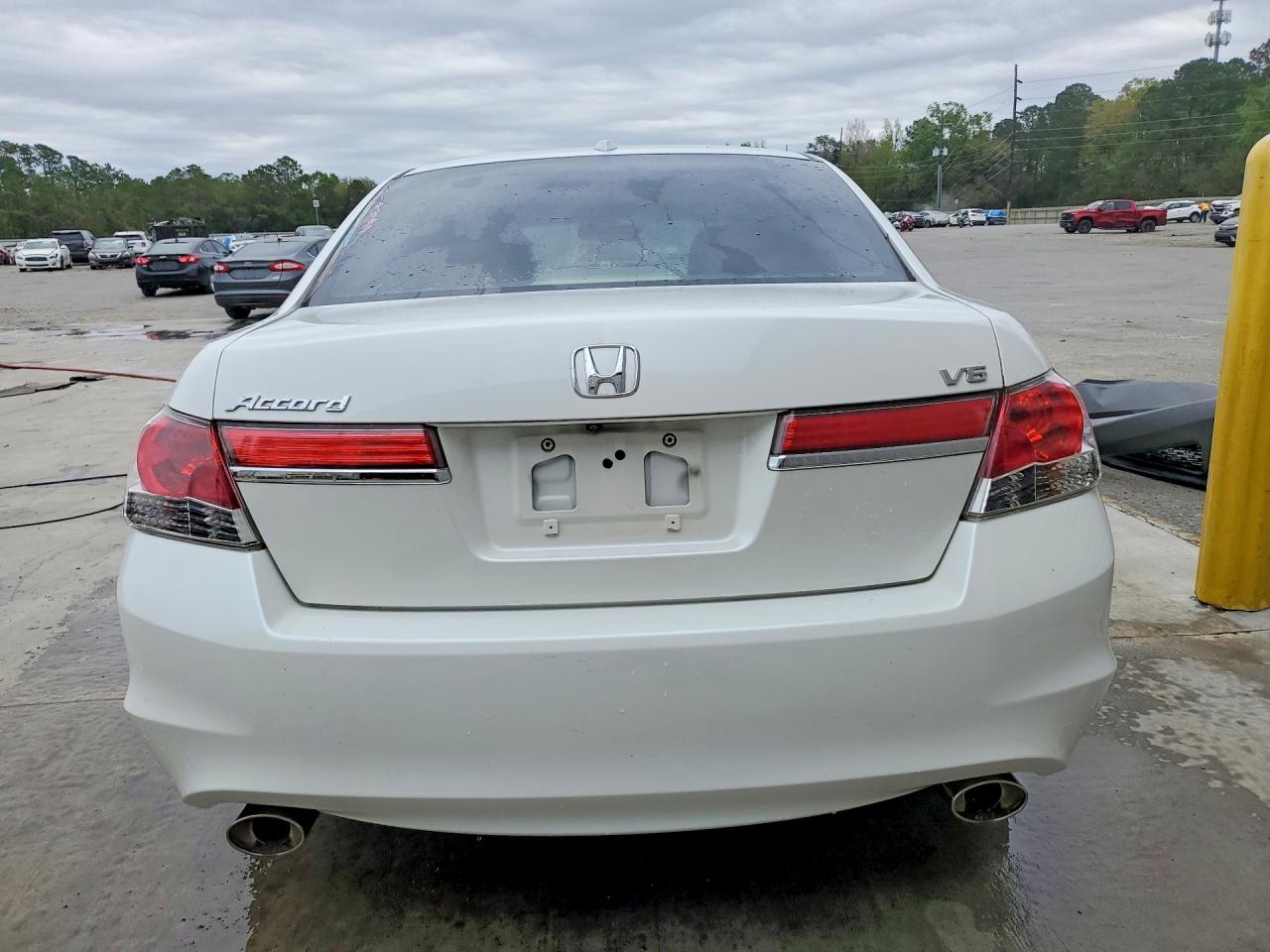 2011 HONDA ACCORD EXL photo 16