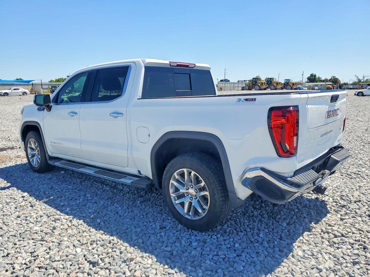 2019 GMC SIERRA K1500 SLT photo 3