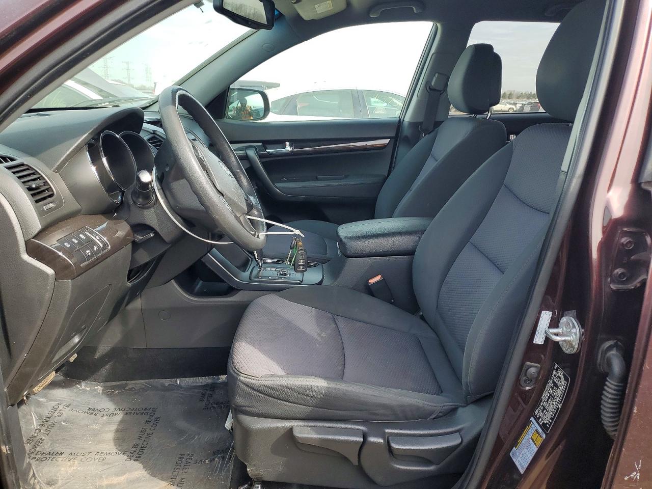 2011 KIA SORENTO LX photo 13