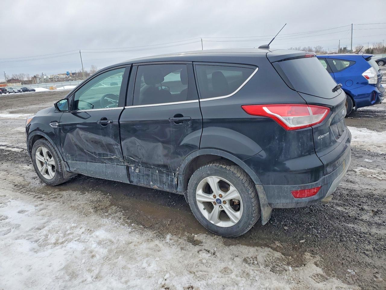 2016 FORD ESCAPE SE photo 2