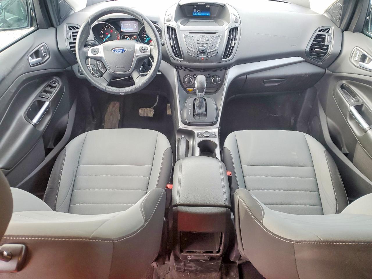 2016 FORD ESCAPE SE photo 8