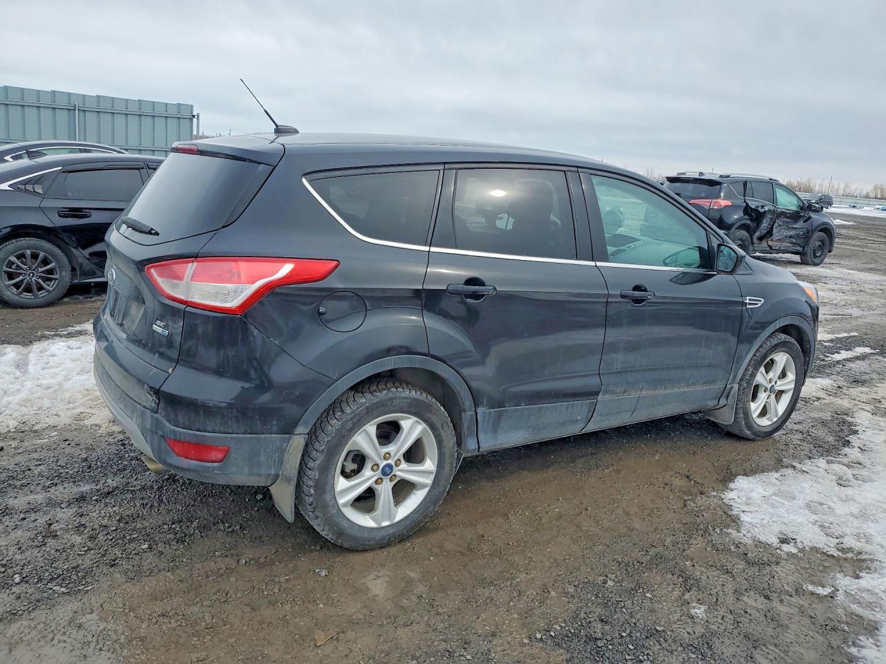 2016 FORD ESCAPE SE photo 3