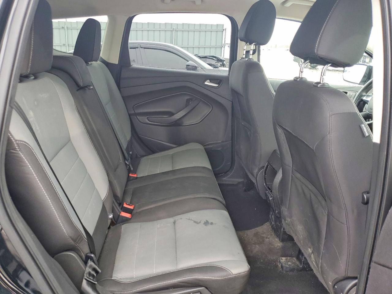 2016 FORD ESCAPE SE photo 11