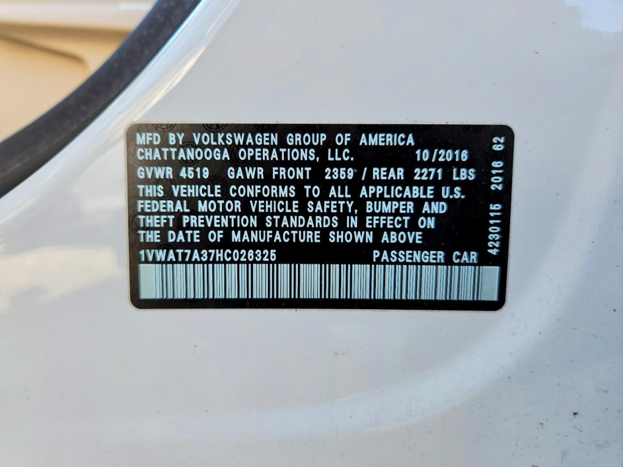 2017 VOLKSWAGEN PASSAT S photo 23